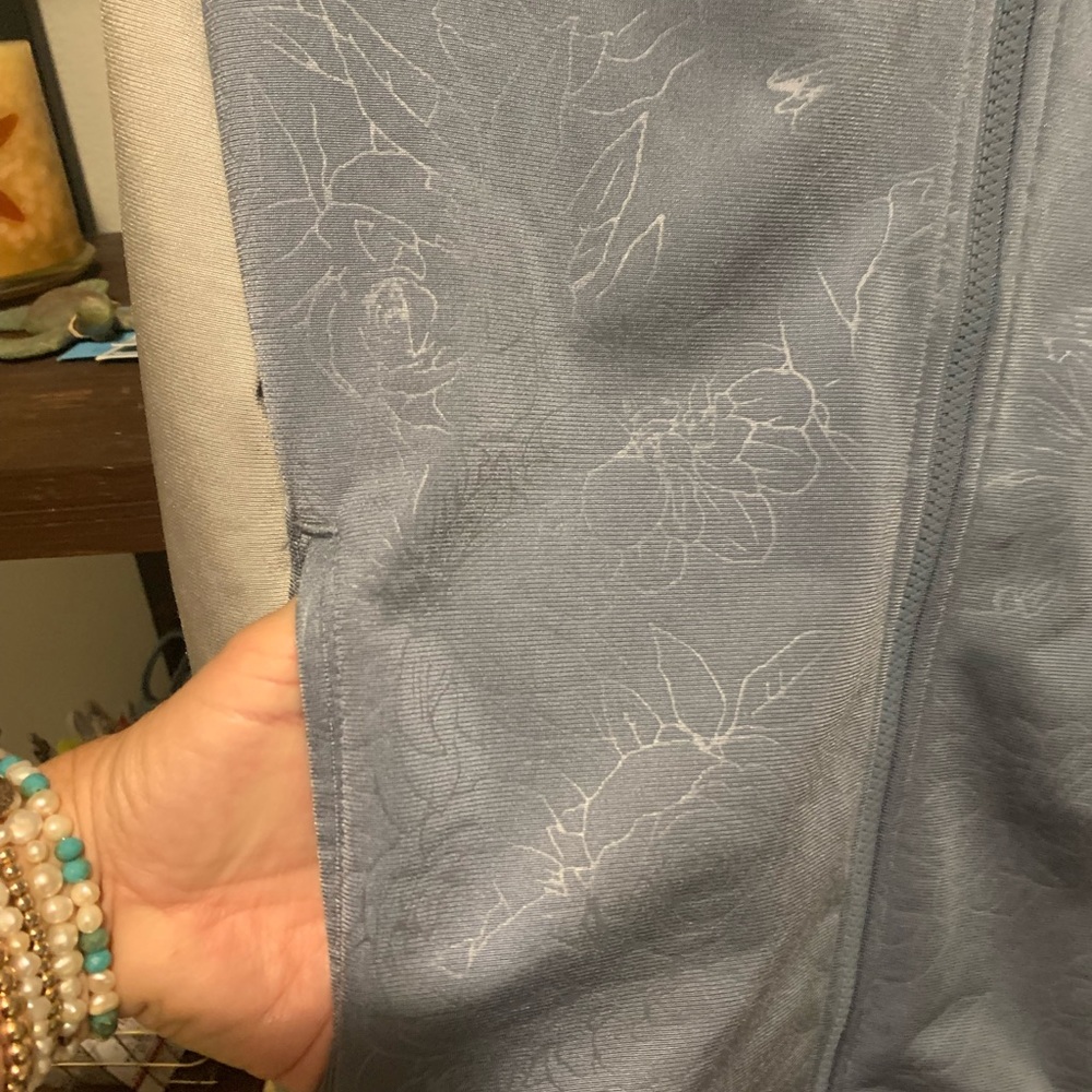 Adidas Workout Jacket Perfect Condition - image 3